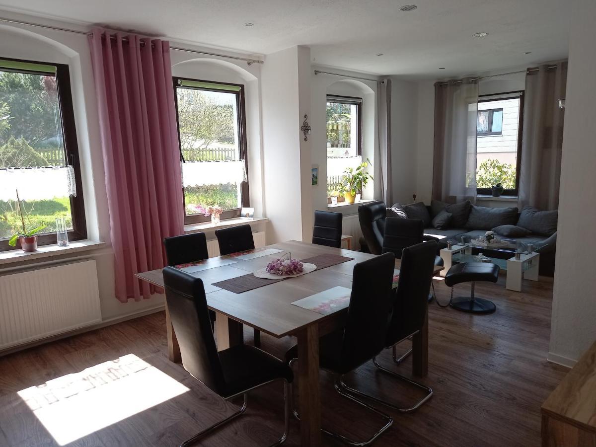 Familienfreundliche Ferienwohnung Erzgebirge Шнееберг Екстериор снимка